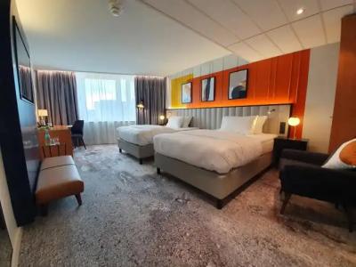 voco Dusseldorf Seestern, an IHG - 3