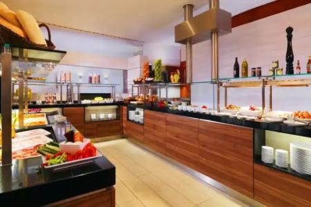 Sheraton Duesseldorf Airport - 6