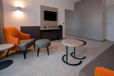 Sheraton Duesseldorf Airport - 1