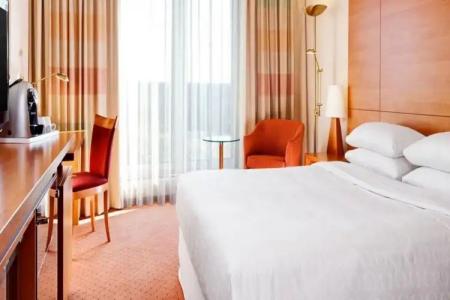 Sheraton Duesseldorf Airport - 4