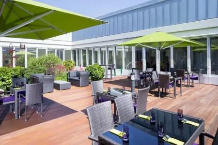 Sheraton Duesseldorf Airport - 12