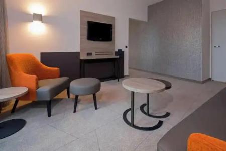 Sheraton Duesseldorf Airport - 71