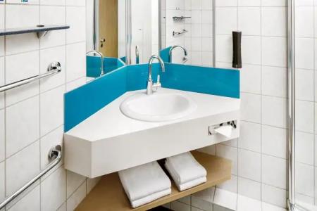 Holiday Inn Express Duesseldorf City Nord, an IHG - 9