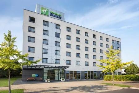 Holiday Inn Express Duesseldorf City Nord, an IHG - 100