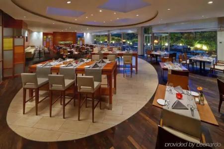 Hilton Düsseldorf - 21