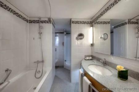 Hilton Düsseldorf - 8