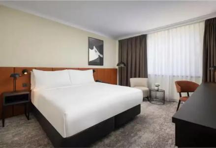 Hilton Düsseldorf - 28