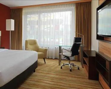 Courtyard by Marriott Duesseldorf Hafen - 5