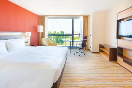 Courtyard by Marriott Duesseldorf Hafen - 27