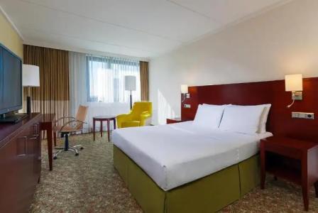 Courtyard by Marriott Dusseldorf Seestern - 20