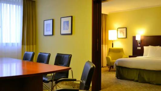 Courtyard by Marriott Dusseldorf Seestern - 30