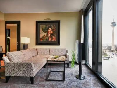 Hyatt Regency Dusseldorf - 69