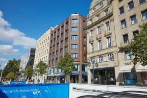 Living Hotel Düsseldorf, Dusseldorf