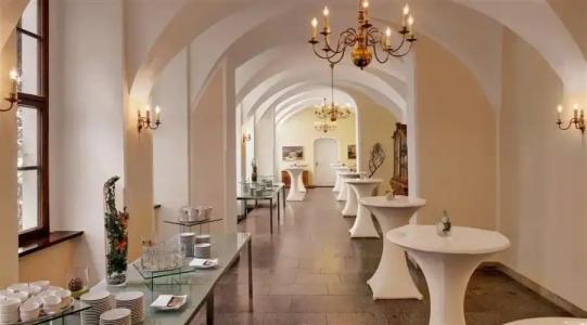 Bilderberg Bellevue Dresden - 38