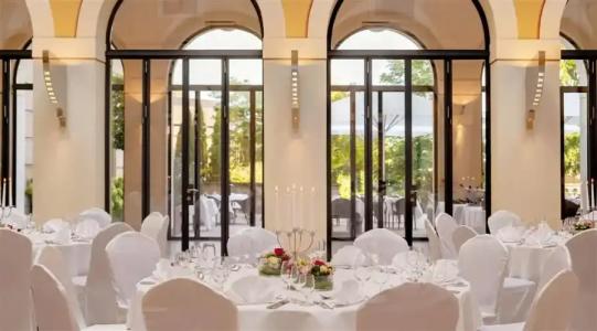 Bilderberg Bellevue Dresden - 24