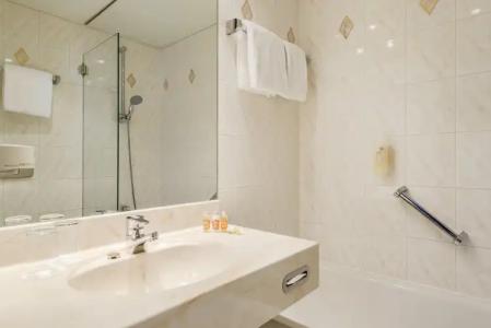 AMEDIA Dresden Elbpromenade - 8