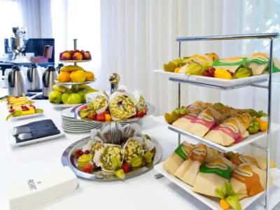 ACHAT Dresden Elbufer - 37