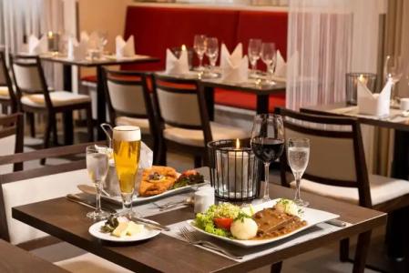 ACHAT Dresden Elbufer - 16