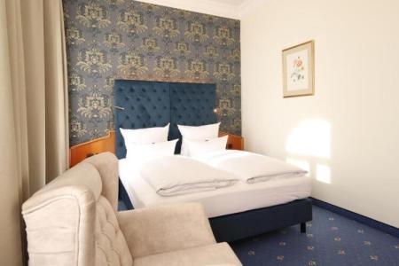 Bayerischer Hof Dresden - 72