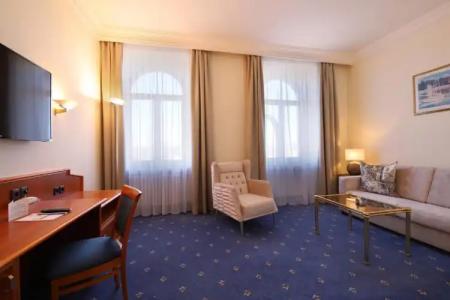 Bayerischer Hof Dresden - 81