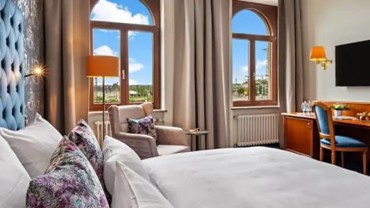 Bayerischer Hof Dresden - 30