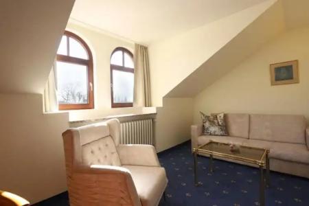 Bayerischer Hof Dresden - 79