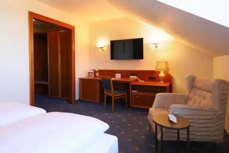 Bayerischer Hof Dresden - 43