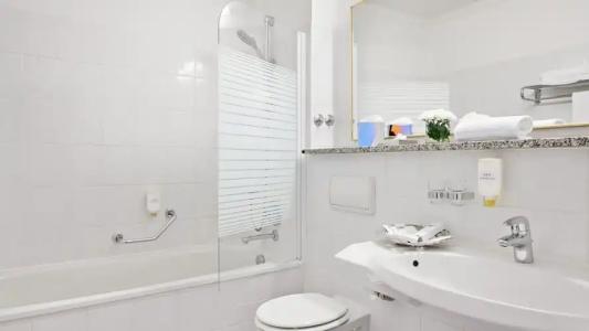 Bayerischer Hof Dresden - 29