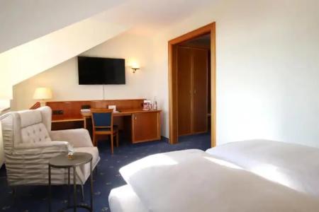 Bayerischer Hof Dresden - 47