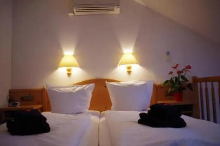 Alttolkewitzer Hof - 105