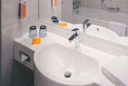 Vienna House Easy by Wyndham Coburg - 8