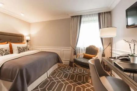 Althoff Fürstenhof - 1