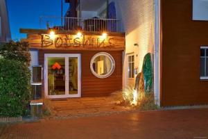 Bernstein-Hotel Bootshaus, Busum