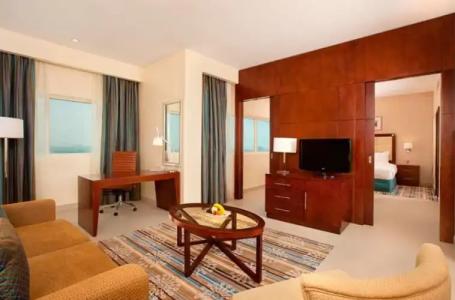 DoubleTree by Hilton Ras Al Khaimah - 98