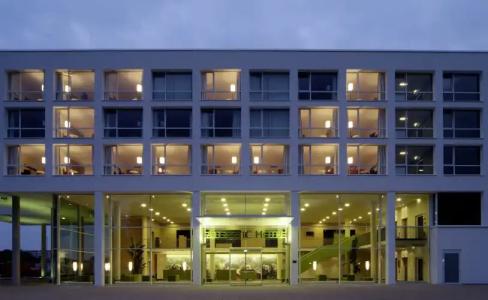 Atlantic Galopprennbahn - 0