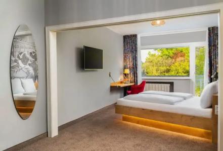 tinyTwice Bonn - 100