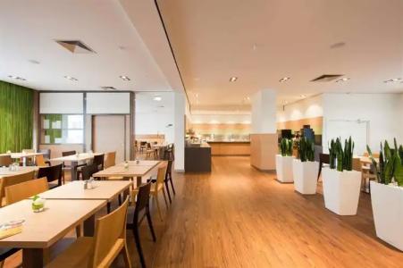 ibis Bochum Zentrum - 17