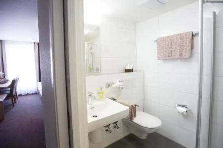 & Restaurant Rose - 52