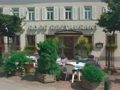 & Restaurant Rose