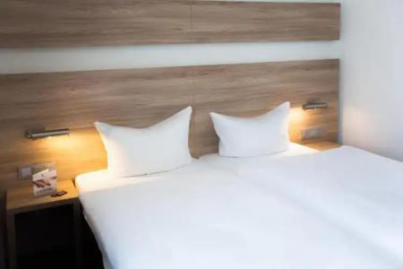 & Restaurant Rose - 54