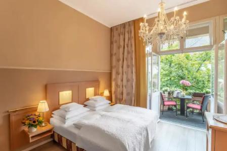 Augusta Am Kurfürstendamm - 5