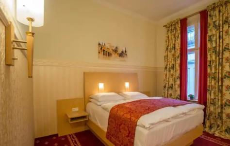 Augusta Am Kurfürstendamm - 40