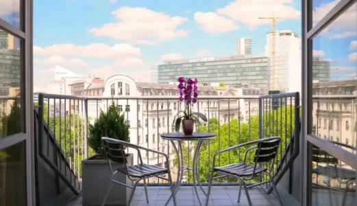 Augusta Am Kurfürstendamm - 6