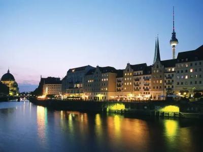 ibis Styles Berlin City Ost - 10