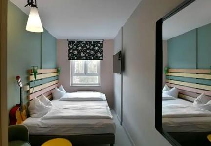 BIRGIT Berlin Mitte - 50