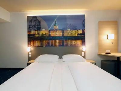 B&B Berlin City-West - 12