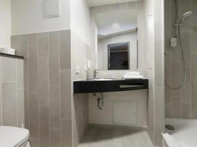 B&B Berlin City-West - 8