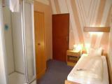 1 Bedroom Standard Triple room
