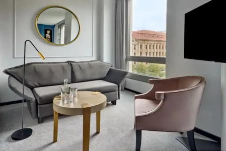 Luc, Autograph Collection - 63