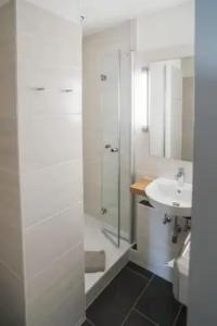 acama & Hostel Kreuzberg - 39